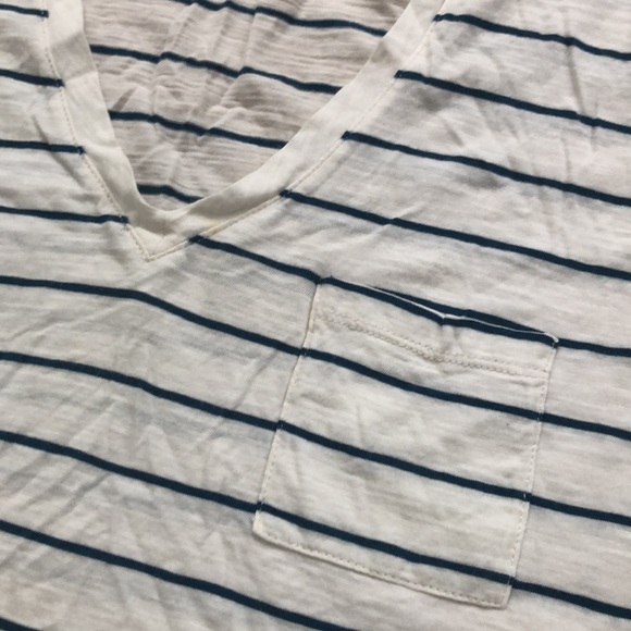 Madewell Whisper Cotton V-Neck w/ Pocket - Grey / Blue Thin Stripes - Picture 3 of 16